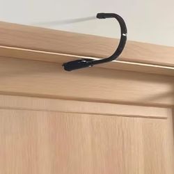 Garland Hanger for Door