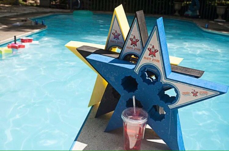 💦 Drink Starr Party Starr floating drink holder. 💦