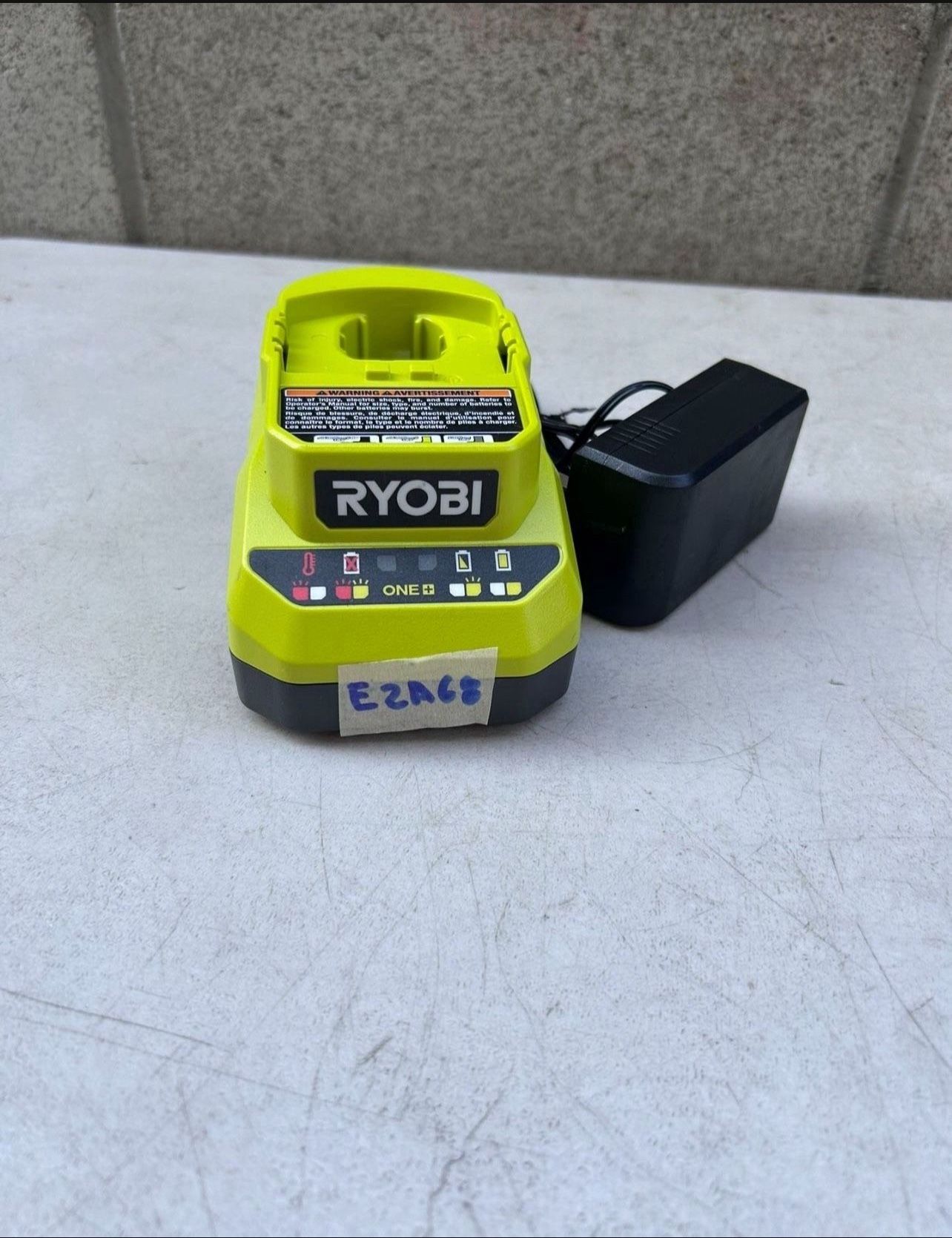 RYOBI 18V Charger