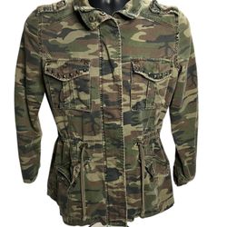 Women’s Camo Military Utility Jacket with Studded Pockets Size M - Others Follow