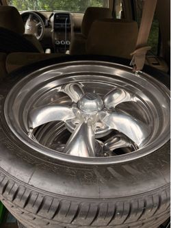 American racing wheels with tires