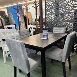 🔥Flash Deal🔥Brand New Dining Table With Four Chairs $299, Delivery Available, Finance Available 