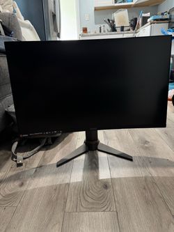 MSI Optix 27” LED Curved QHD FreeSync Gaming Monitor