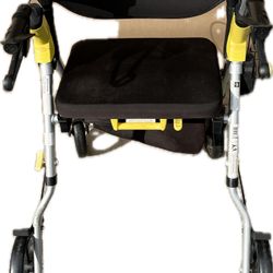 MEDLINE WHEELCHAIR 