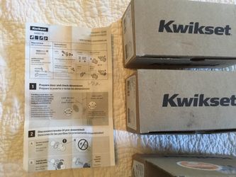 3 Kwikset doorknobs