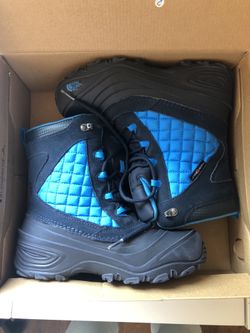 North face Waterproof Boots Size 5