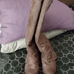 Lady's Not Rated Boots Size 6 60 Dollars 