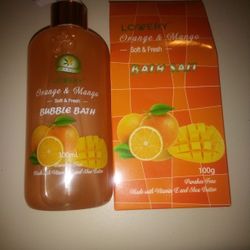 NEW, UNUSED MANGO ORANGE BATH SET