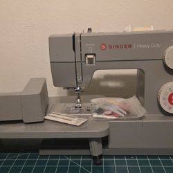 Singer Heavy Duty Sewing machine