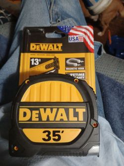 DeWalt 35'