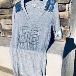 Women’s tunic size small by the LaRok 