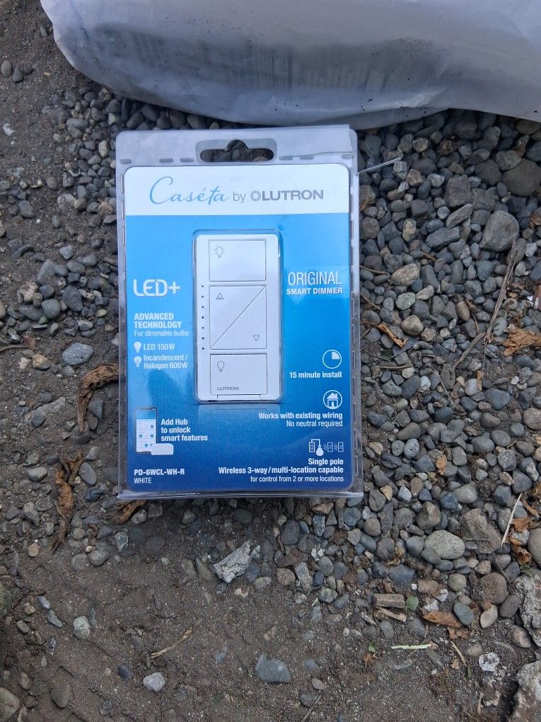 Caséta Led+ Smart Dimmer Switch