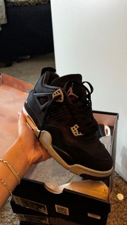 Air Jordan 4 Retro SE