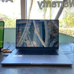Apple MacBook Pro 16” – M1 Pro Chip – 32GB / 512GB SSD – Space Gray 💻🌑