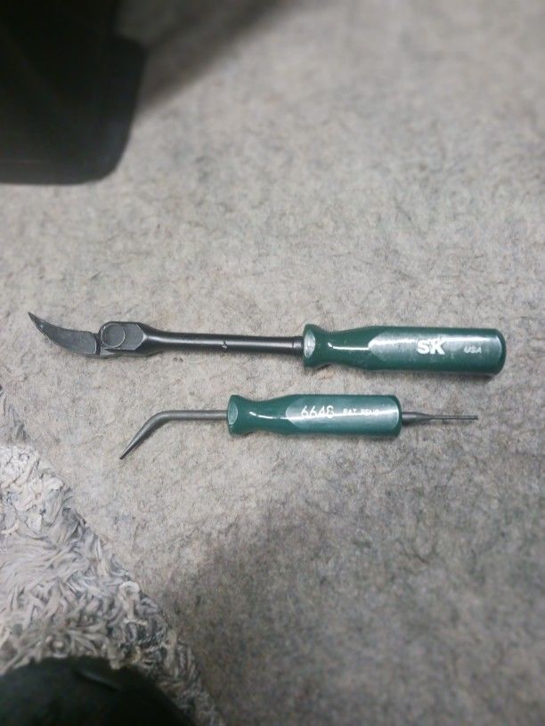 SK Plastic Body Clip And Rivet Removal Kit