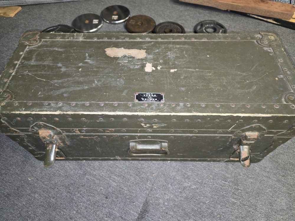 Military Style Trunk