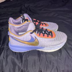 Lebron 20’s Violet Frost