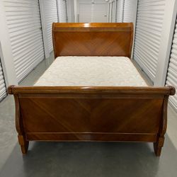Queen Bed Frame With Mattress 