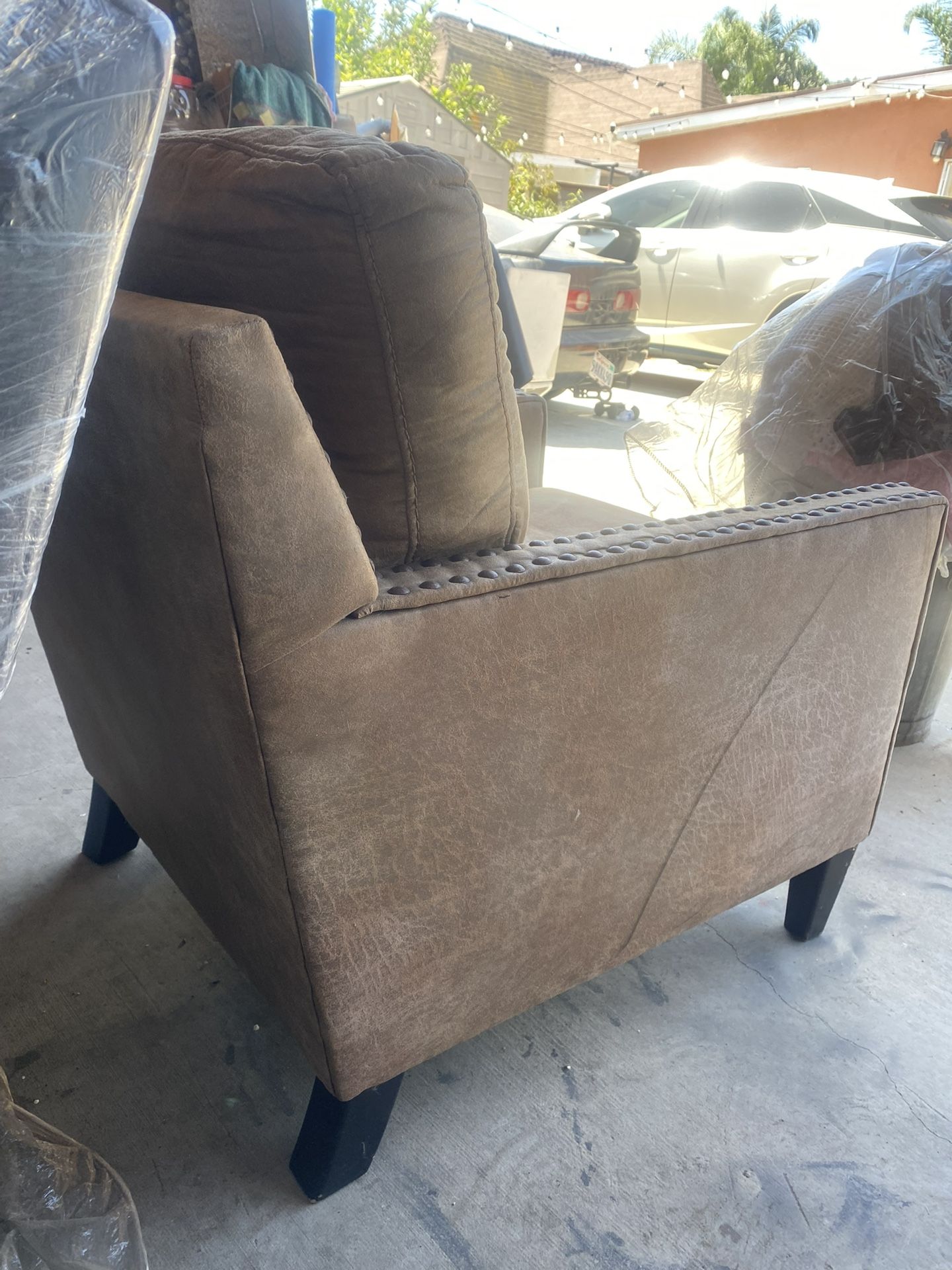 Light Brown Saude Seat Saude