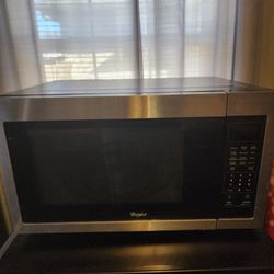 Full Size Microwave 