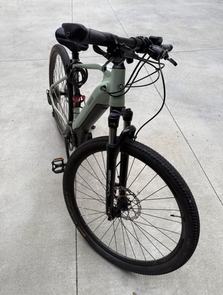 #yamaha _electric_mountain_bike#