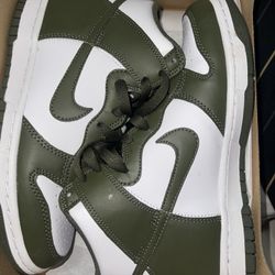 Nike Dunk High Retro Cargo Khaki Size 5.5 GS