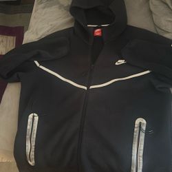 Black And White Nike Tech XL