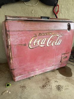 Coca-cola Vending Machine 1950s