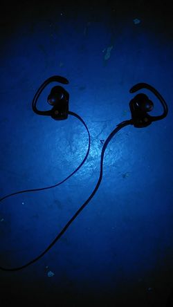 Wireless headphones good condition
