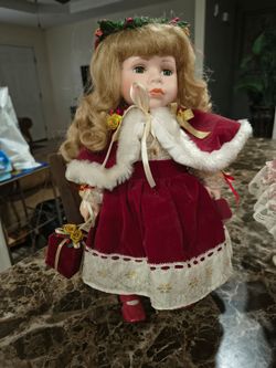 Muñeca antigua de porcelana