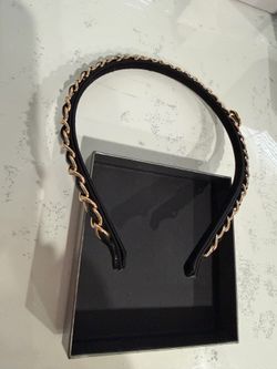 Black and gold chain headband