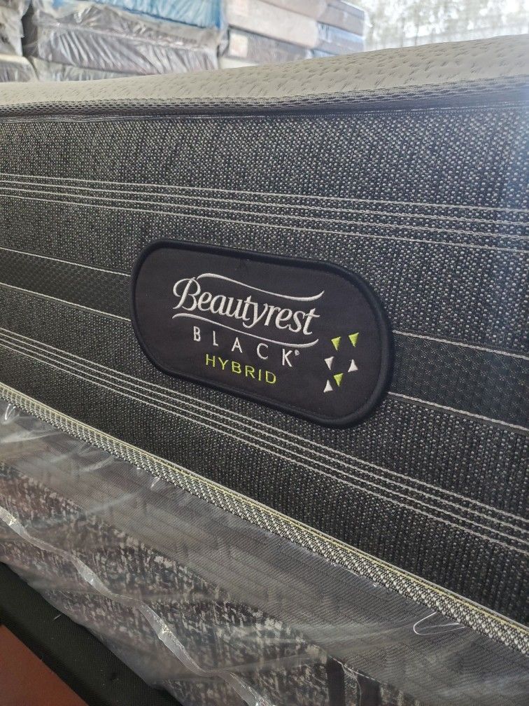 King SIZES MATTRESS INDIVIDUAL POCKETED COILS WITH MEMORY FOAM GEL 