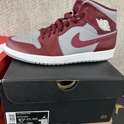 Nike Air Jordan 1 