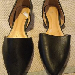 A New Day Black Pointy Toe Dress Shoes Size 7.5 Excellent Condition Only Worn The One