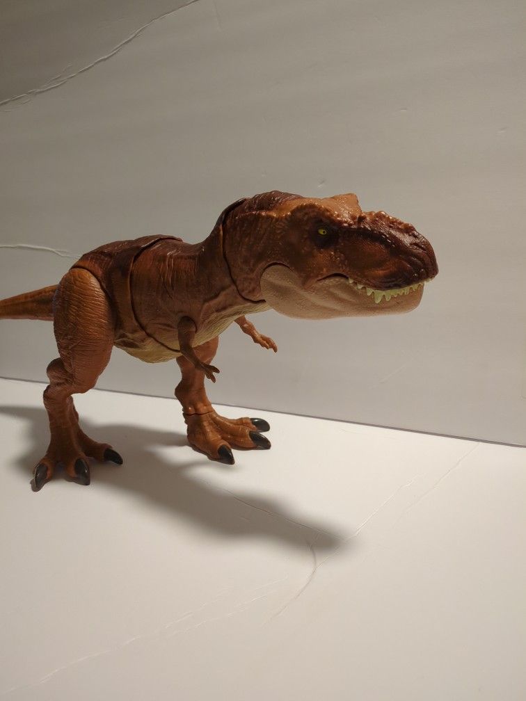 Trash And Throw T REX 2017