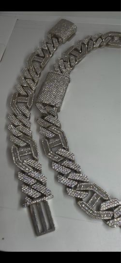 Silver iced out set