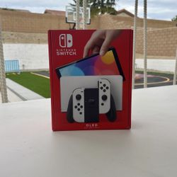 NINTENDO SWITCH OLED