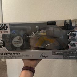 Star Wars - The Mandalorian 9" Remote Control Razor Crest, R/C Vehicle, Children Ages 5 Years and Up
