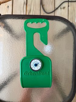 Garden-Hose-Hanger-Holder-Carrier-Durable-Rust-Free-Support-with-Thermometer
