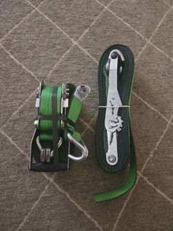 2 x 30ft ratchet straps
