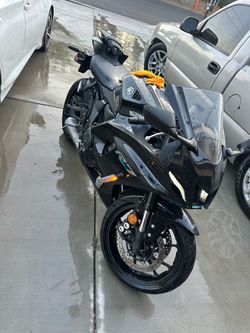 2023 Yamaha R7