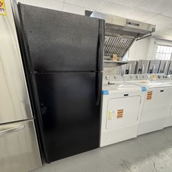 Used KENMORE TOP FREEZER REFRIGERATOR / 3 Months Warranty 