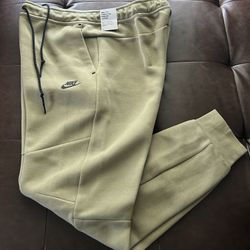 Nike Tech Fleece Joggers Pants 