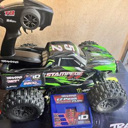Traxxas Stampede T-R-X 4x4 BL-2S