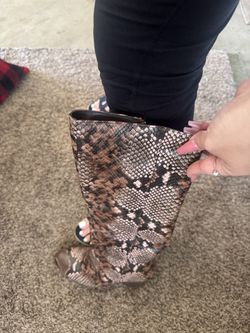 Size 8 Boots 