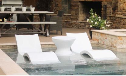 Pool loungers