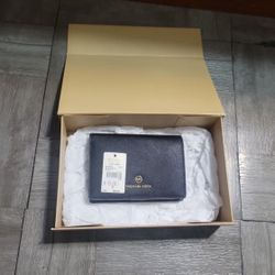 Tried On Micheal Kors Wallet