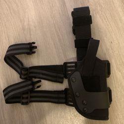 Drop Leg Holster - Uncle Mike’s - Right Hand - Dual Retention Tactical Thigh Size 20 Brand New 