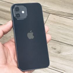 iPhone 12 64gb Unlocked Black Color 