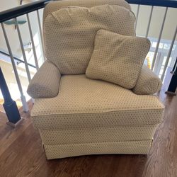 Swivel Rocker Recliner